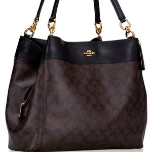 Coach 27972 Signature Coated Canvas Lexy